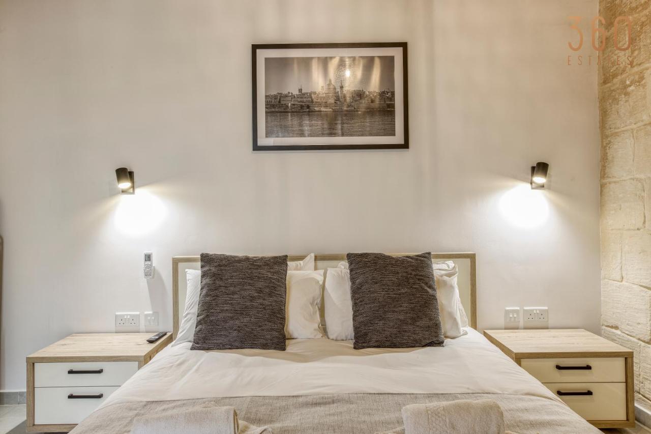 A Lovely 1br With Balcony Just Off The Coast By 360 Estates San Ġiljan