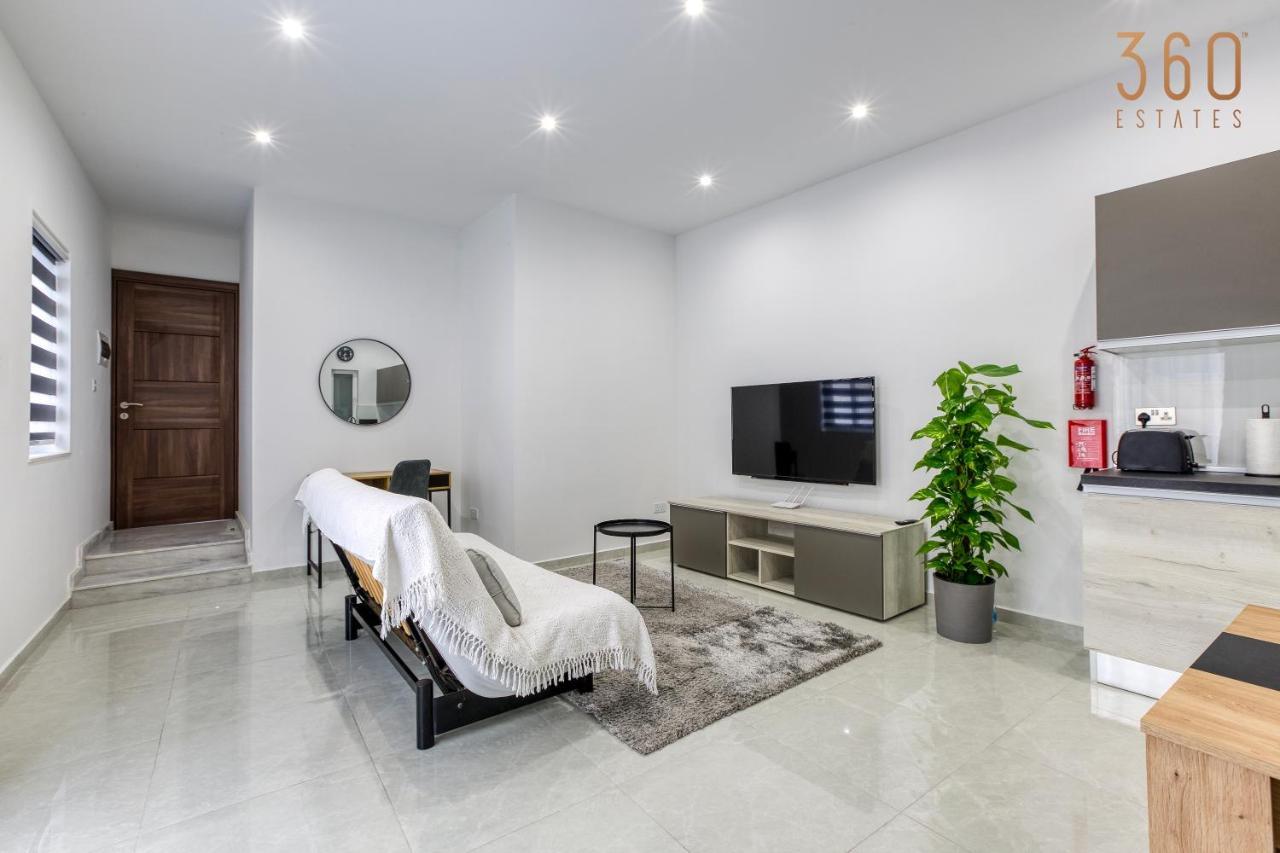 A Lovely 1br With Balcony Just Off The Coast By 360 Estates Appartement *