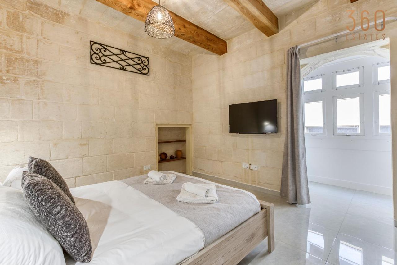Appartement A Lovely 1br With Balcony Just Off The Coast By 360 Estates